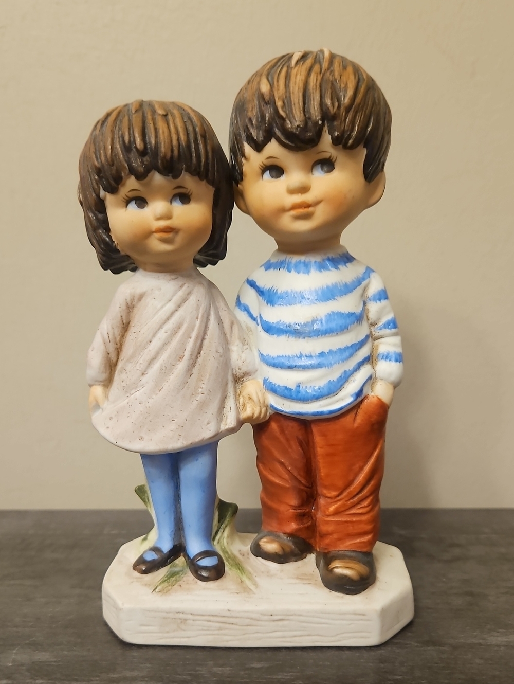 Vintage 1971 Fran Mar Moppets Boy and Girl Holding Hands Figurine